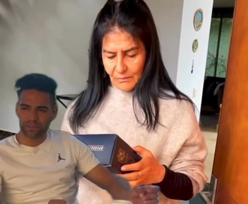 Video: El sorprendente regalo que le dio Falcao a su mamá de día de las ...